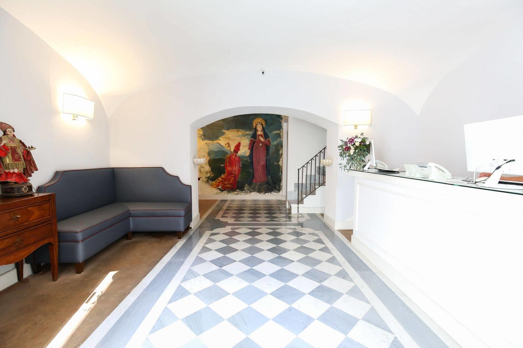 Palazzo Riario Sforza Hotel Naples Luaran gambar